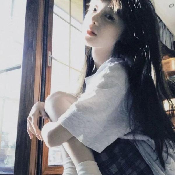 没有男人，女人更美